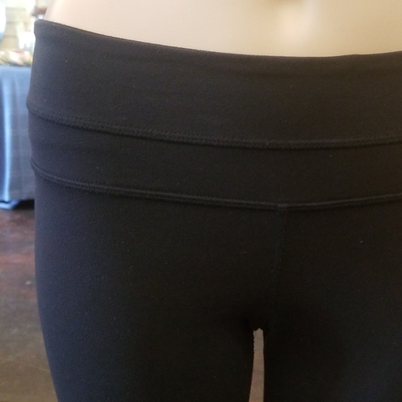 Lululemon pants - Picture 2 of 6